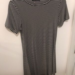 T-shirt dress